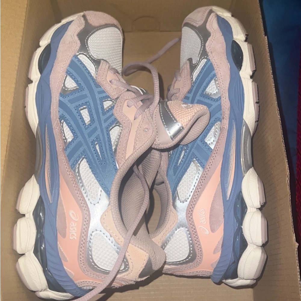 ASICS gel